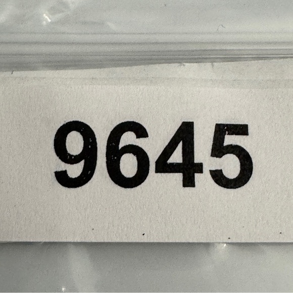 L.L. Bean Men’s XL Red Plaid Flannel Shirt Fully Chambray Lined Slightly Fitted - Picture 5 of 5